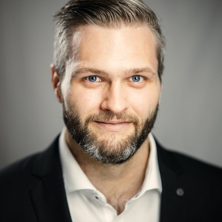 Scott Rumble_Tenor Headshot